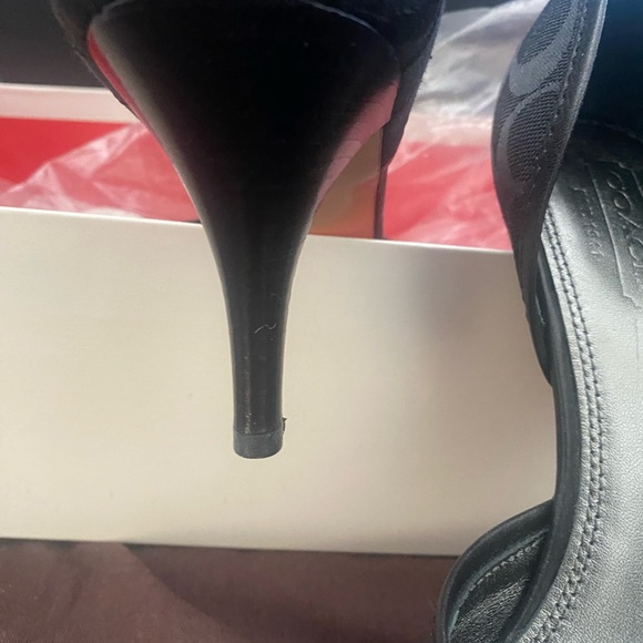 Coach Alecksa Signature Black Canvas Pumps Sz 9.5
W/Dust bag 3” heel - Picture 5 of 15